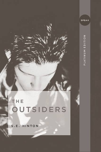 the_outsiders_book_cover_platimun_editon