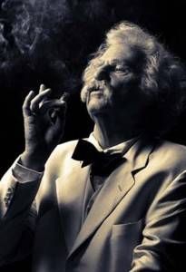 Val-Kilmer-As-Mark-Twain