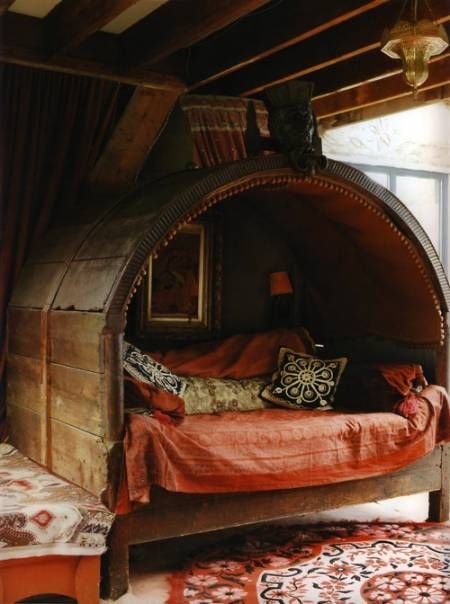 hobbit reading nook