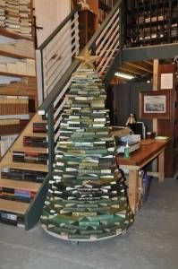 christmas tree made of books 1