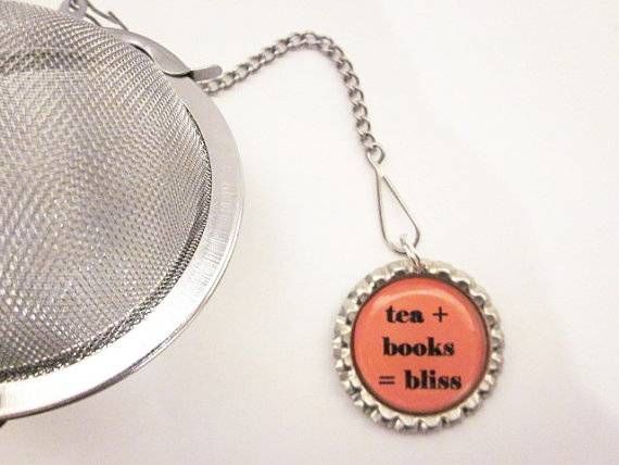 Tea book infuser
