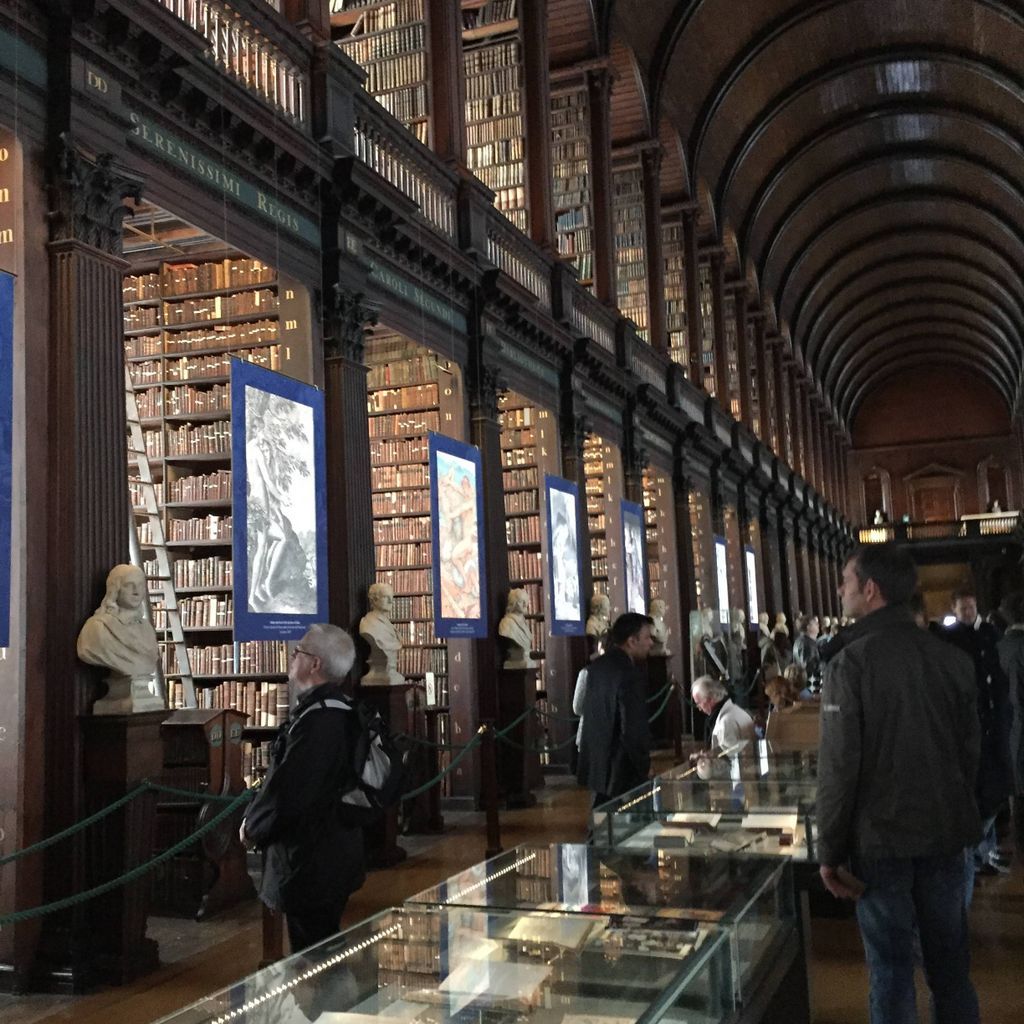 trinity college library dublin