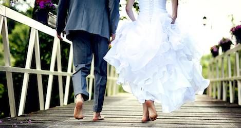 A Book Loving Couple's Dream: 33 Inspirational Photos for a Literary  Wedding