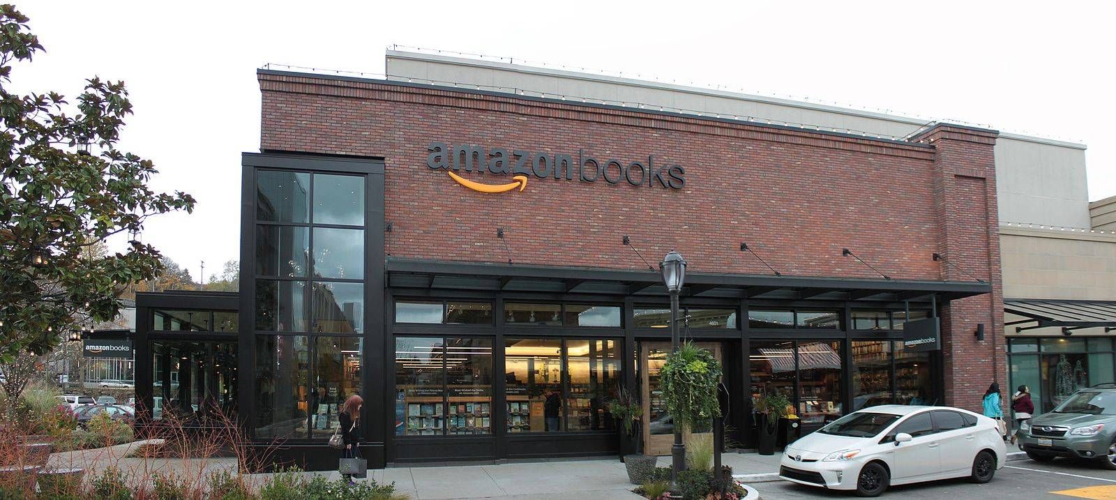 Amazon Closing All 87 Pop up Stores  Expanding Physical Bookstores - 53