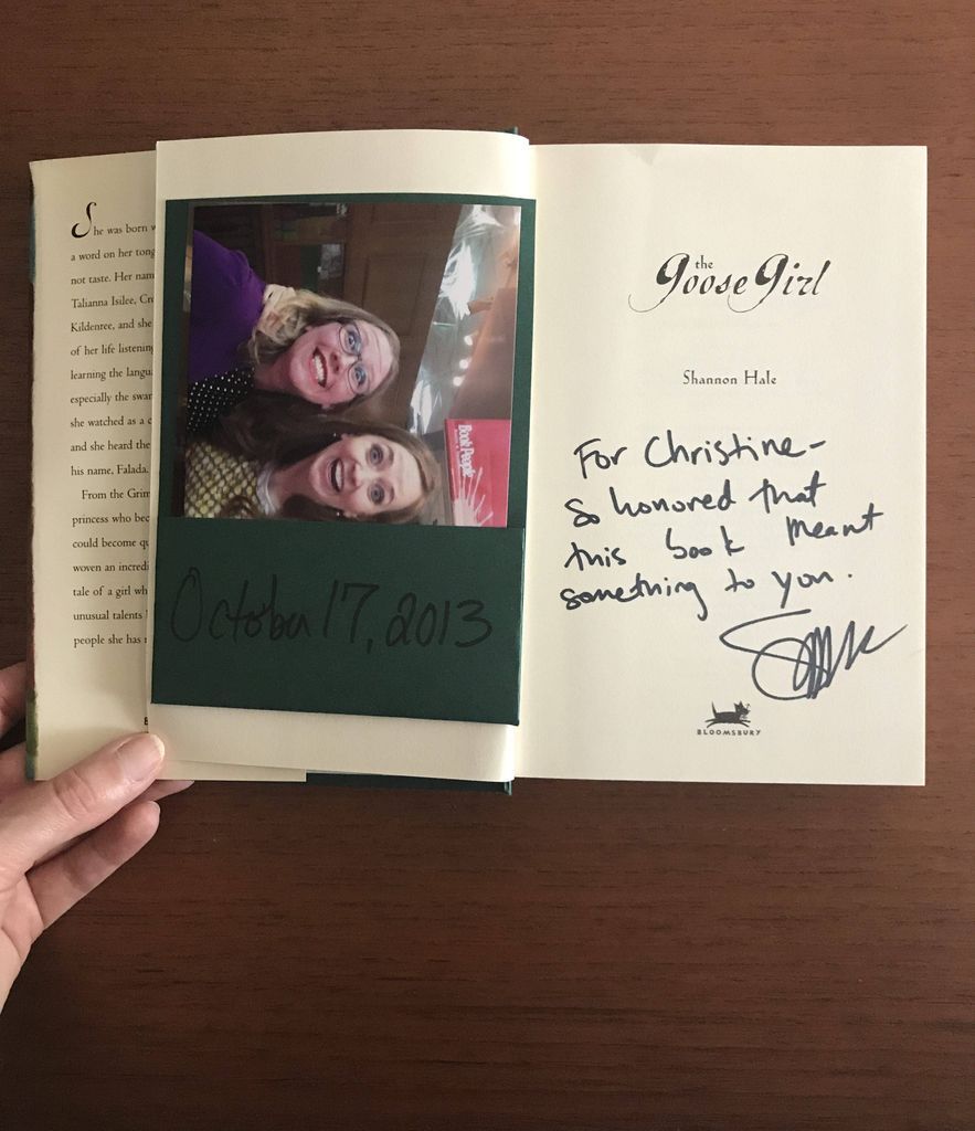 Displaying and Keeping Author Signing Photos in Book