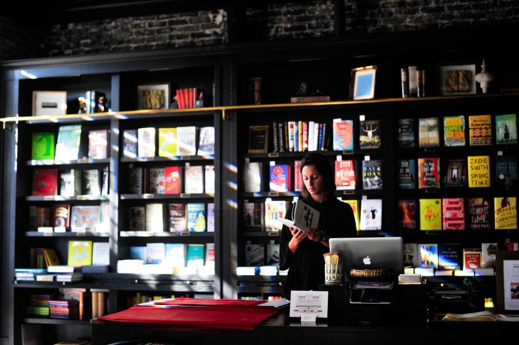 booksellers librarians book store