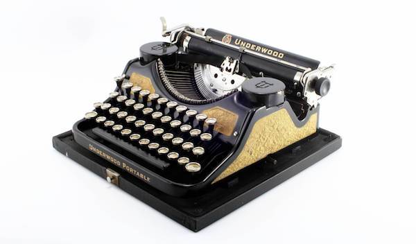 Refurbished Vintage Underwood Typewriter