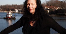 Jacqueline Carey photo by Kim Carey