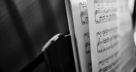 music essayists