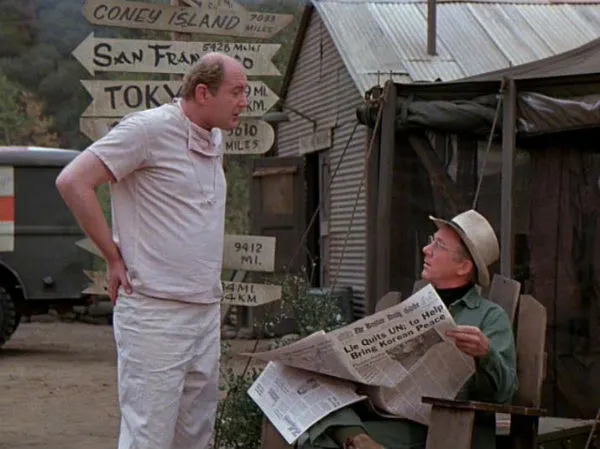 MASH Communication Breakdown S10 E7