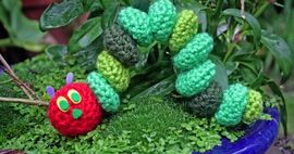 literary knitting and crochet patterns feature