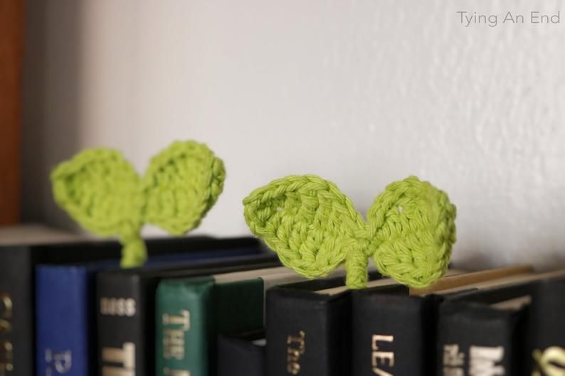 25 Easy And Adorable Crochet Bookmark Patterns - 49