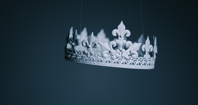 15 Fantasy Books Like THRONE OF GLASS