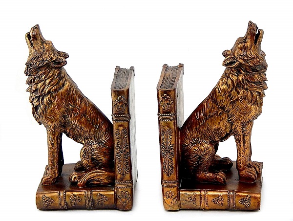 Howling wolf bookends