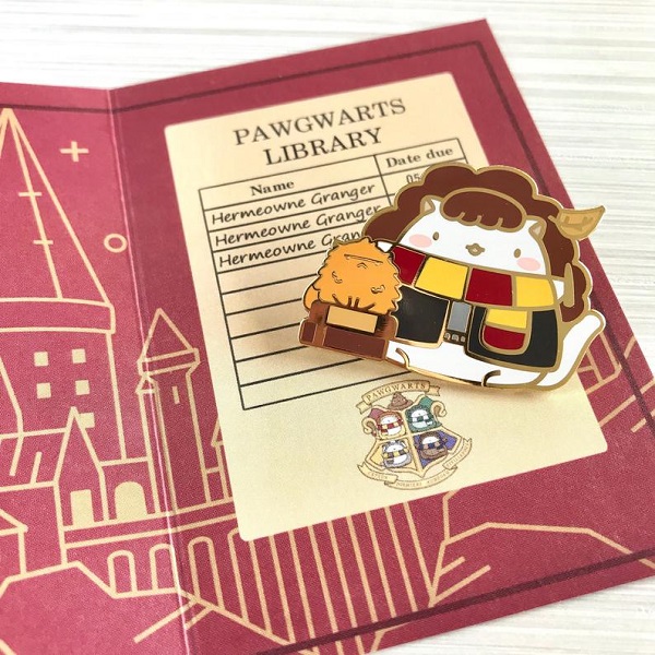Magical cat Hermione with Crookshanks enamel pin