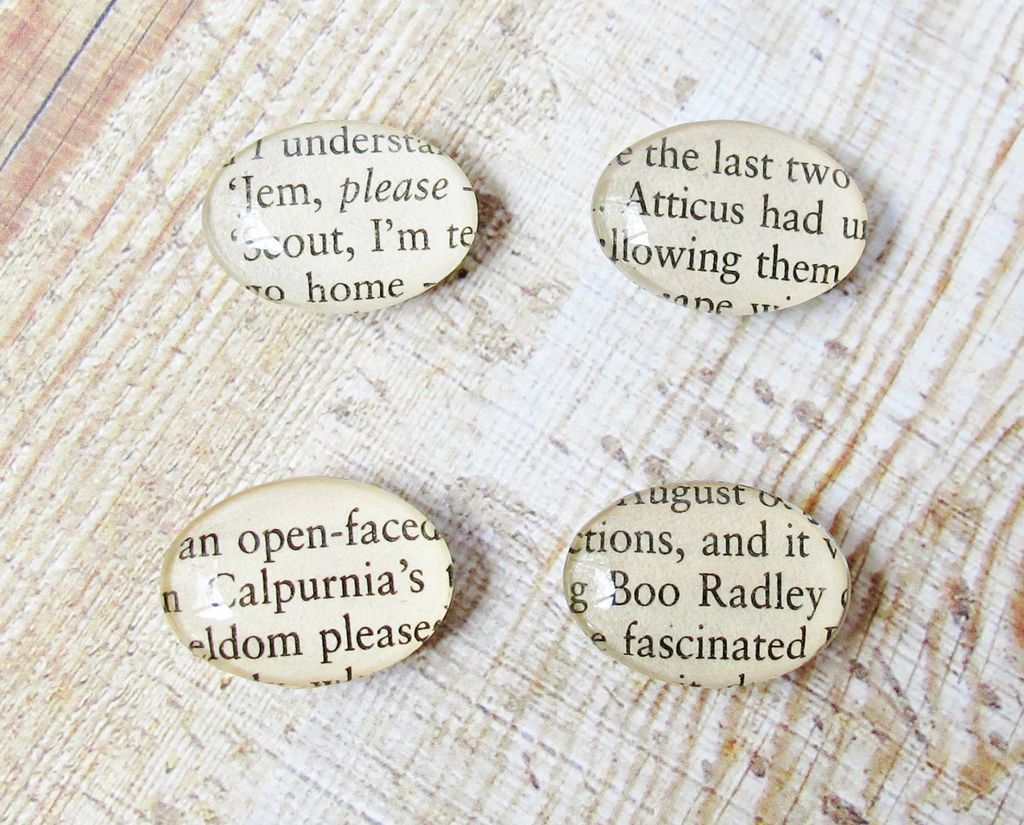 To Kill a Mockingbird magnet set