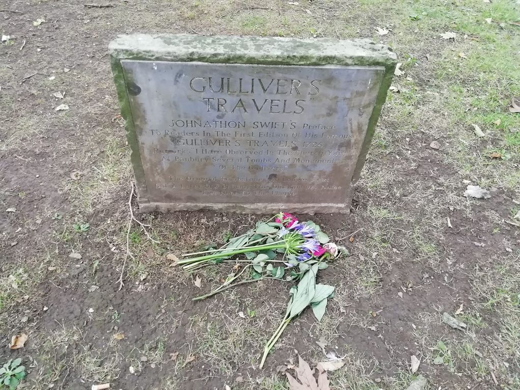 Gullivers Travels monument in Banbury