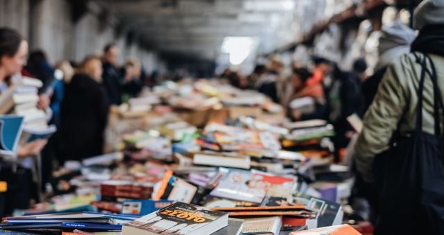 Remember Scholastic book fairs? They're still going strong! 