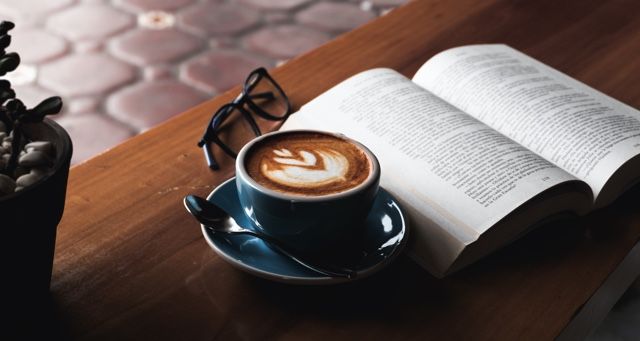 5 Hacks for Becoming a Morning Reader - 32