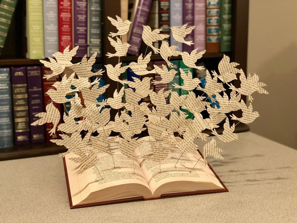 The Best Mind Boggling Book Sculptures You Can Own - 67