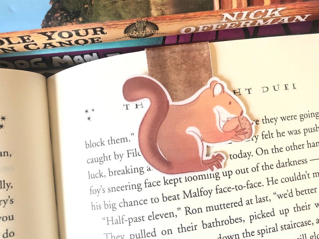 No Dog Earing Necessary With These 50 Rad Animal Bookmarks - 69