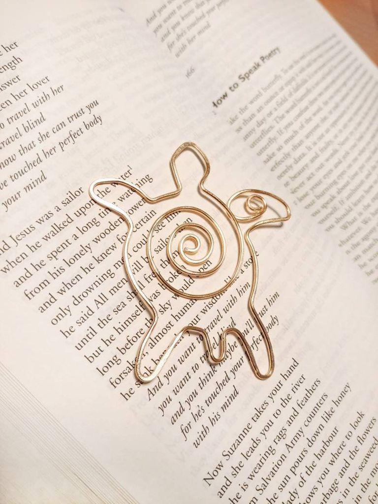 No Dog Earing Necessary With These 50 Rad Animal Bookmarks - 36