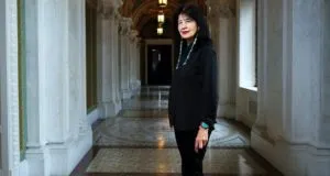 https://en.wikipedia.org/wiki/Joy_Harjo#/media/File:Joy_Harjo,_Poet_Laureate.jpg