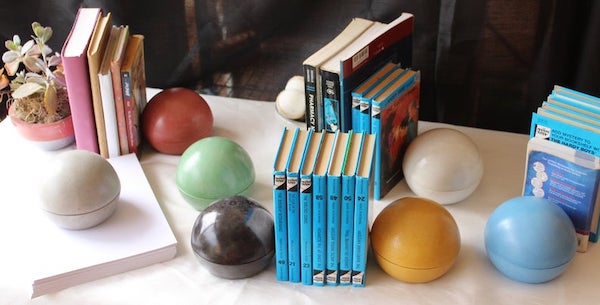 Concrete spheres. Image from Etsy shop.