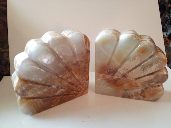 Onyx seashells. Image from Etsy shop.