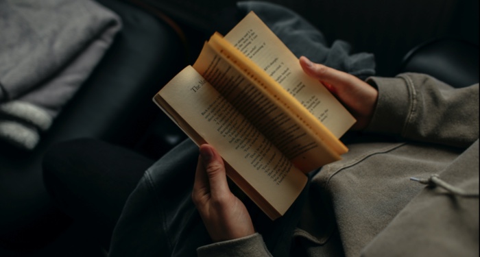 https://unsplash.com/photos/iyKVGRu79G4