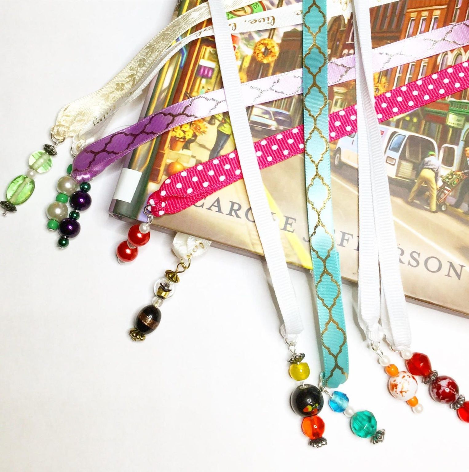Keep Your Page Safe With These Lovely Ribbon Bookmarks
