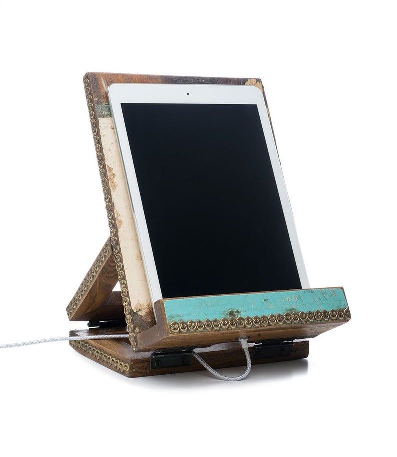 Portable Book Stands  25 Bookish Holders for Every Reader - 11