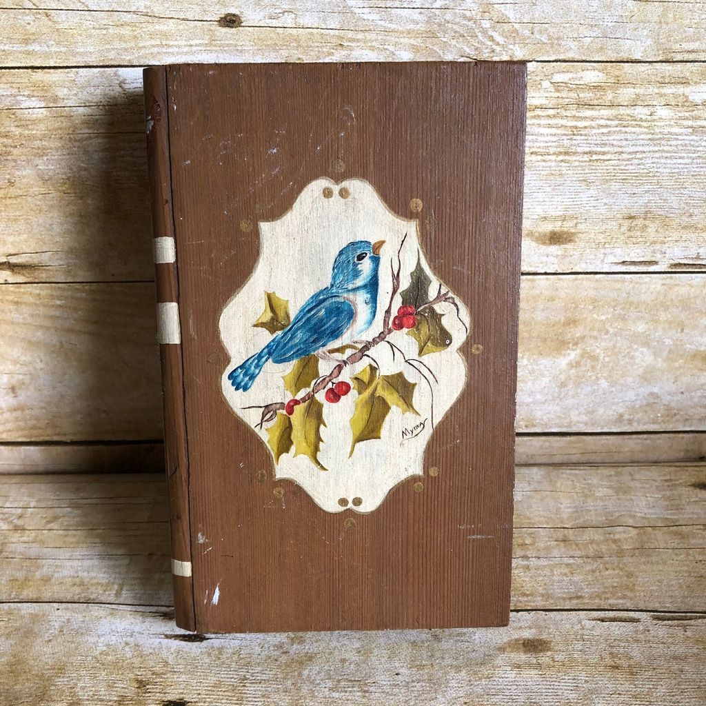 Give The Perfect Bird Gifts for Book Lovers - 56