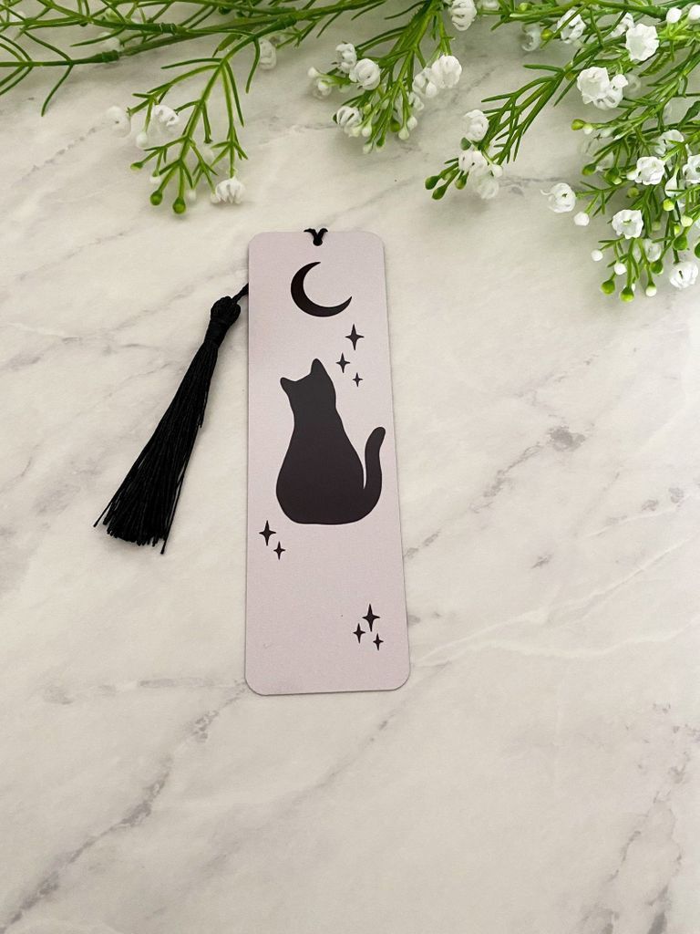 Spooky Bookmarks To Haunt Your Reading Life - 51