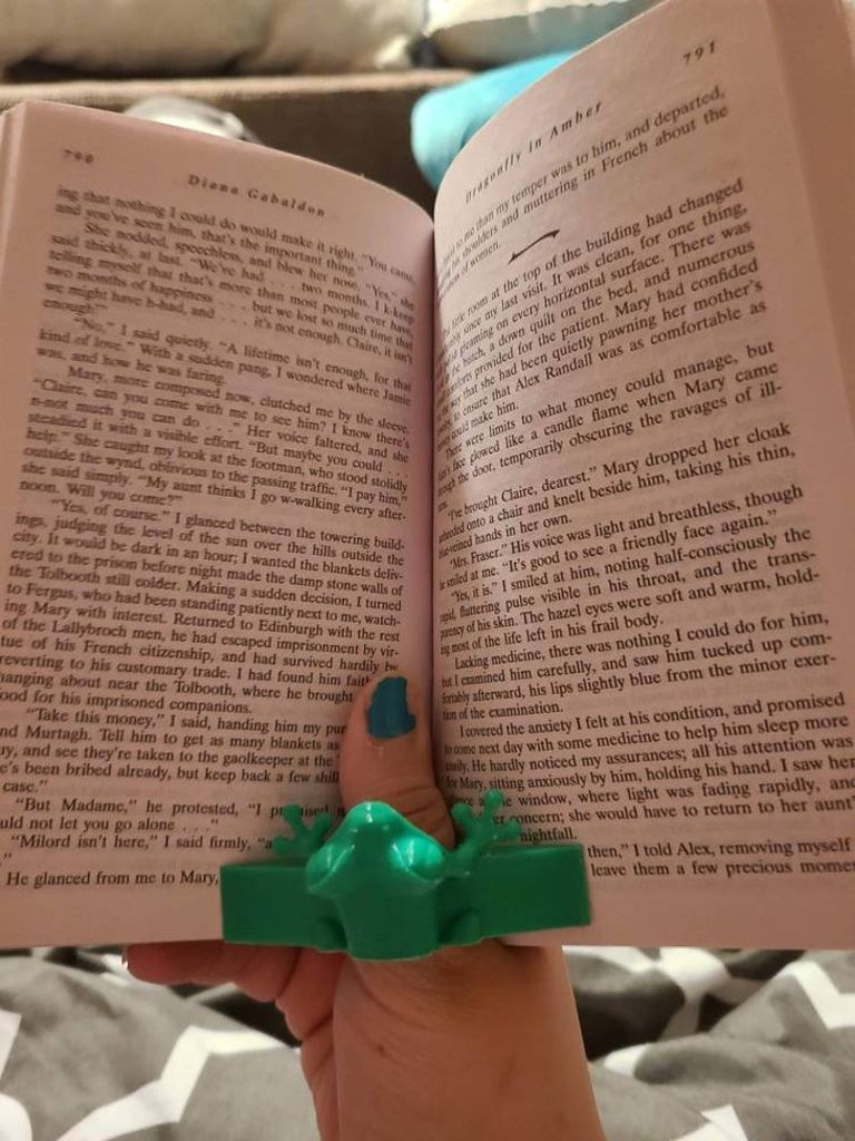 3-D Printed Frog Thumb Book Holder