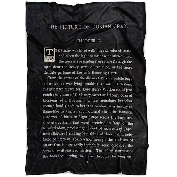 29 Cozy Book Blankets to Gift This Holiday - 72