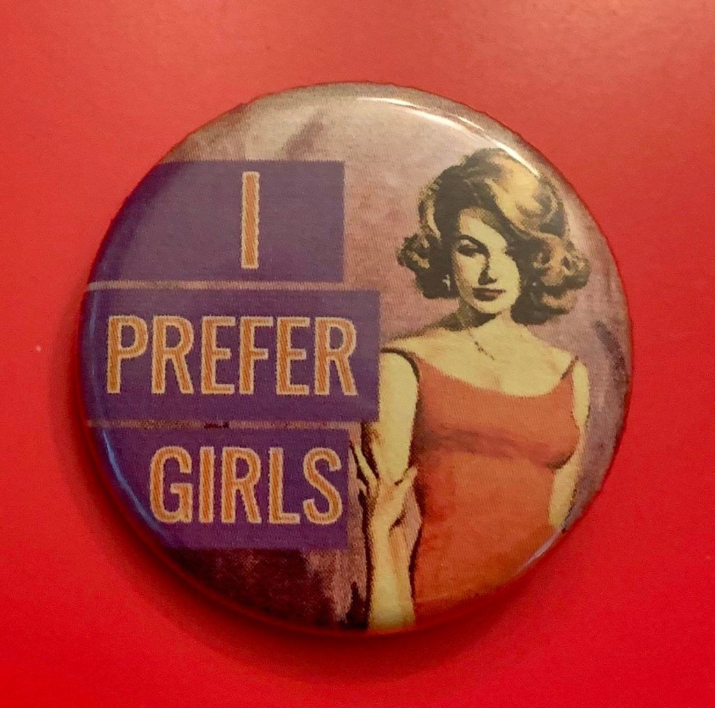 Show Your Pride With These Lesbian Pulp Decorations and Accessories  - 82