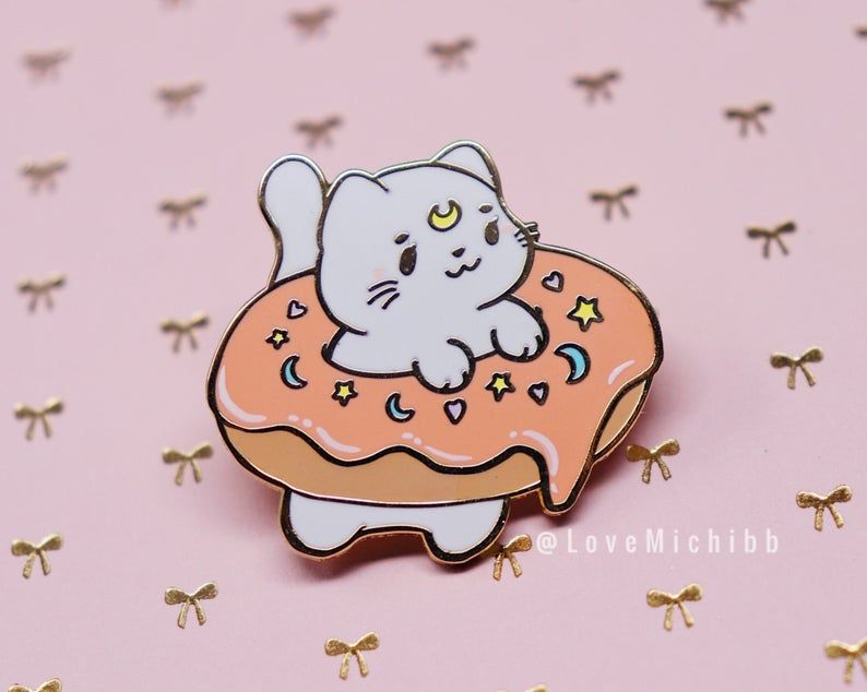 Artemis Sailor Moon cat enamel pin