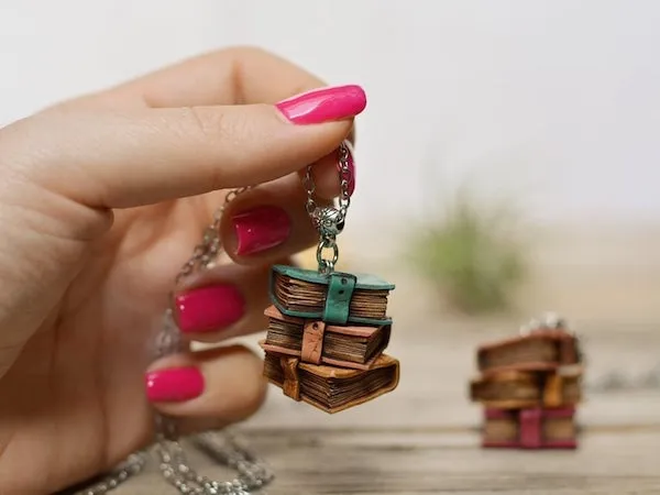 book stack pendant