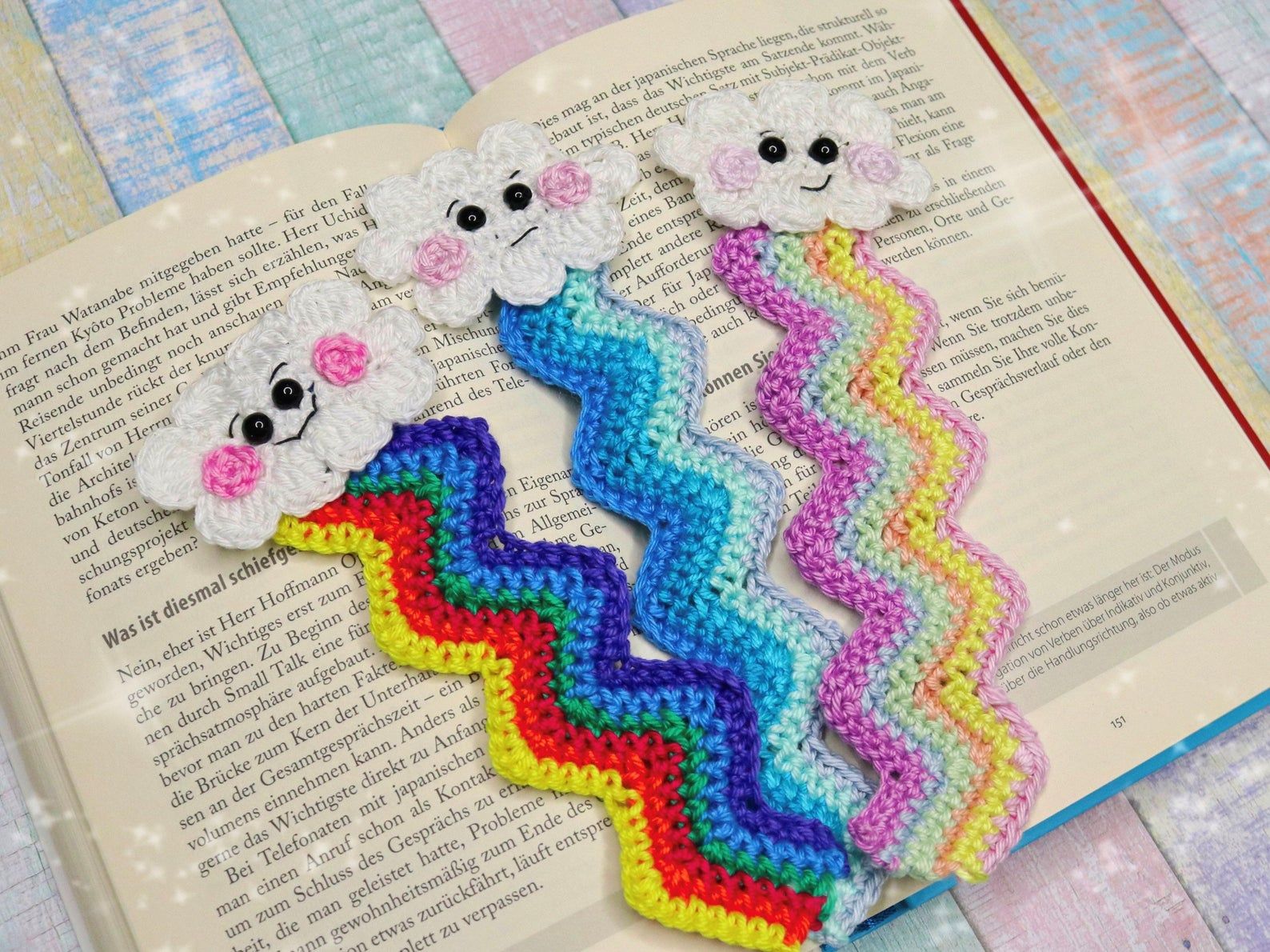 Fun DIY Bookmark Ideas for a Quick Crafting Session - 88