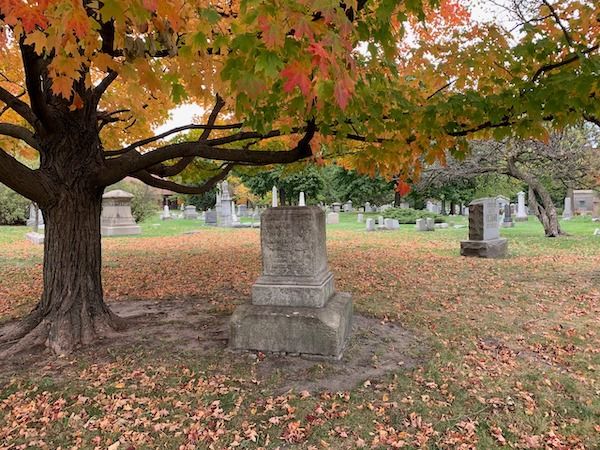 Of Cemeteries and Monuments  Writing the Past - 30