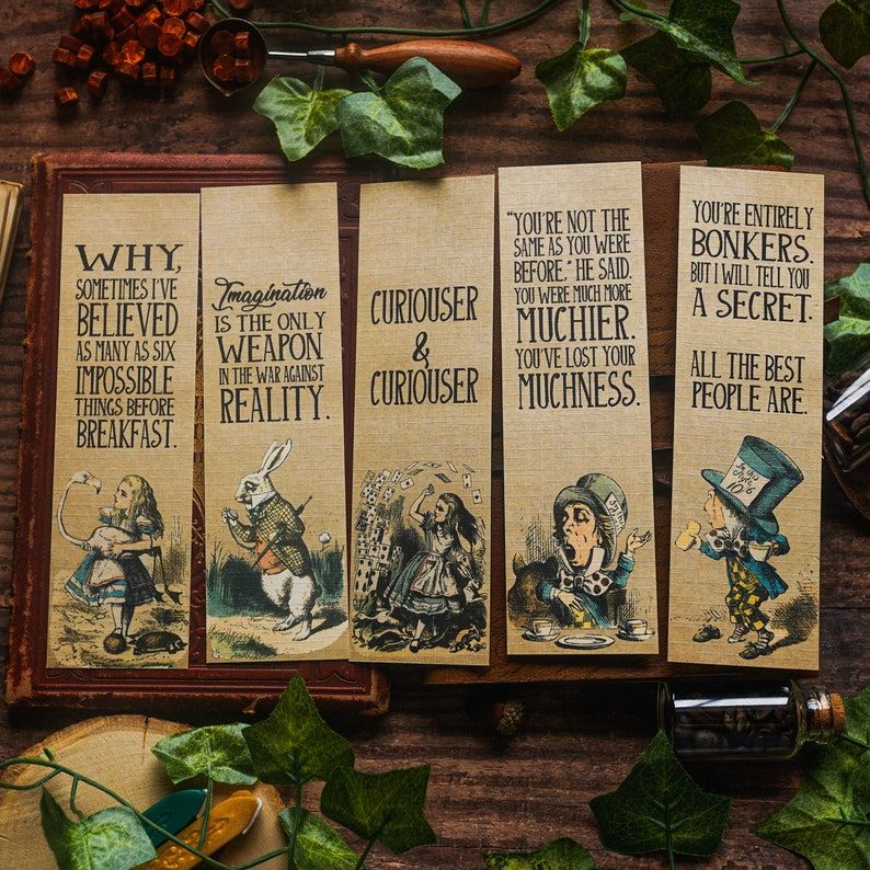 Alice in Wonderland Tea & Bookmark Set