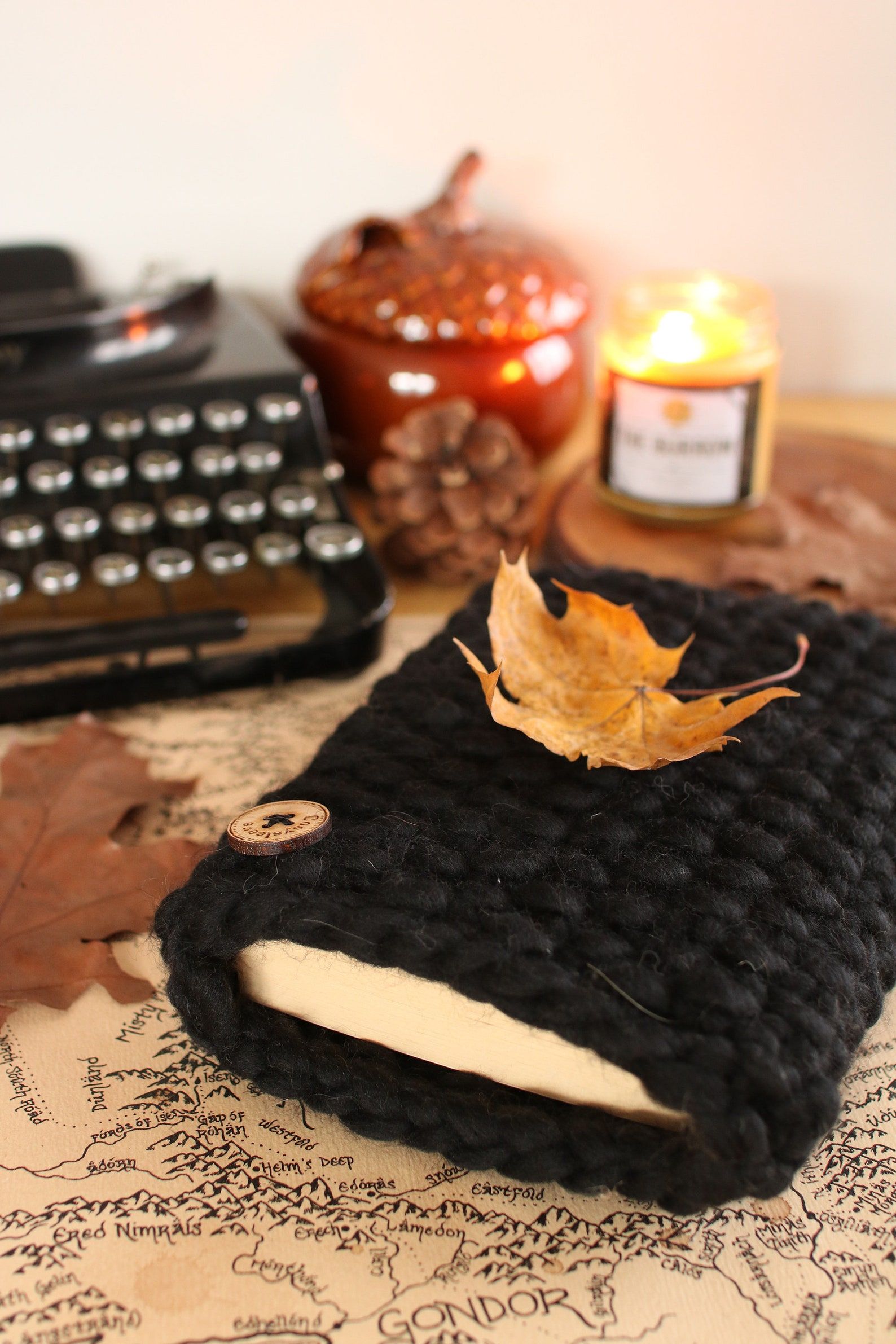 Get Your Cozy On With These Bookish Hygge Goods - 38