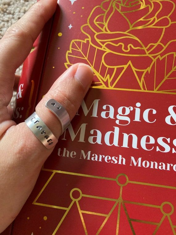 Shades of magic gift metal-stamped "as travars" ring