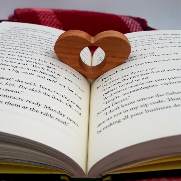 Wooden Heart Page Holder