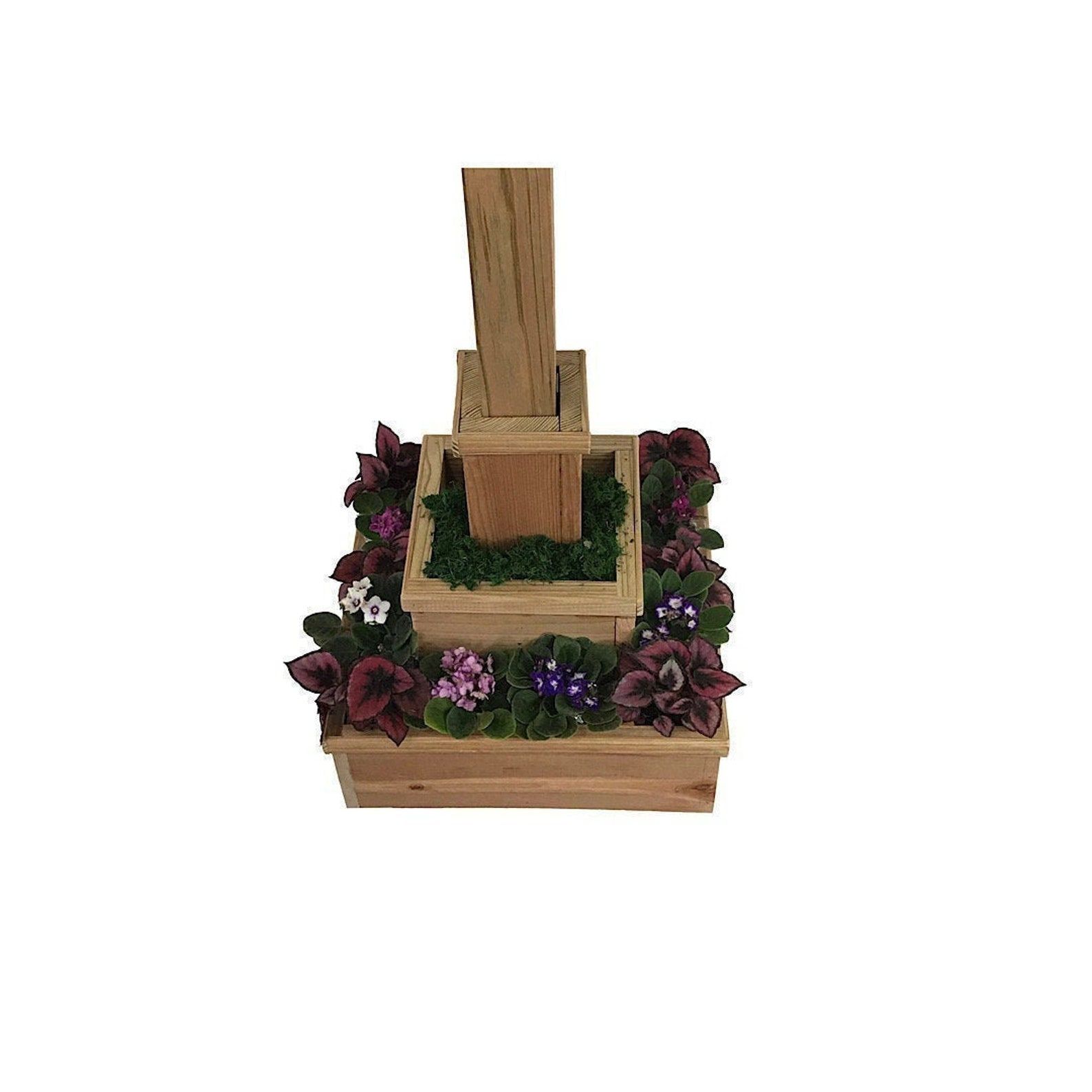 Wooden post for LFL with square garden boxes built into the base.