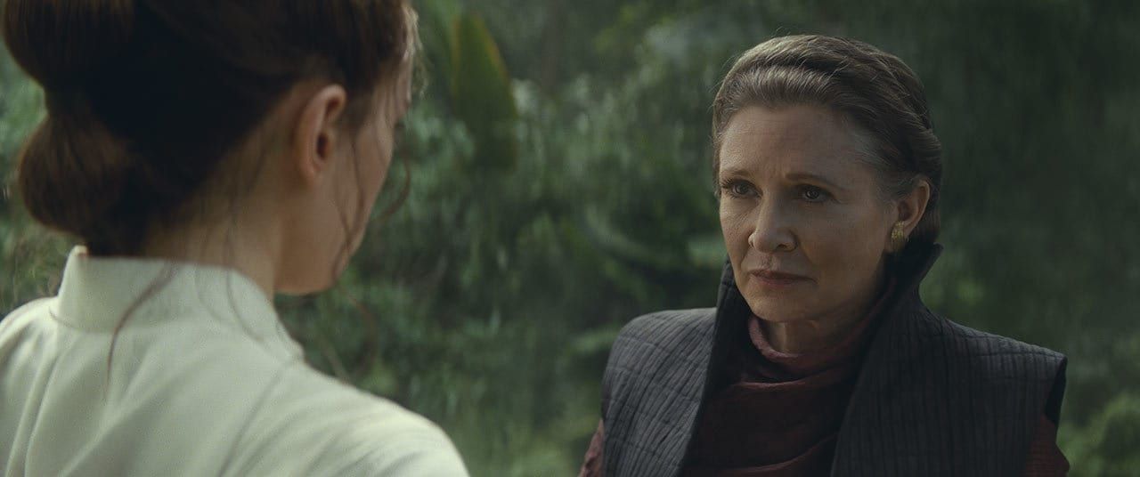 Rise of Skywalker still showing Leia and Rey