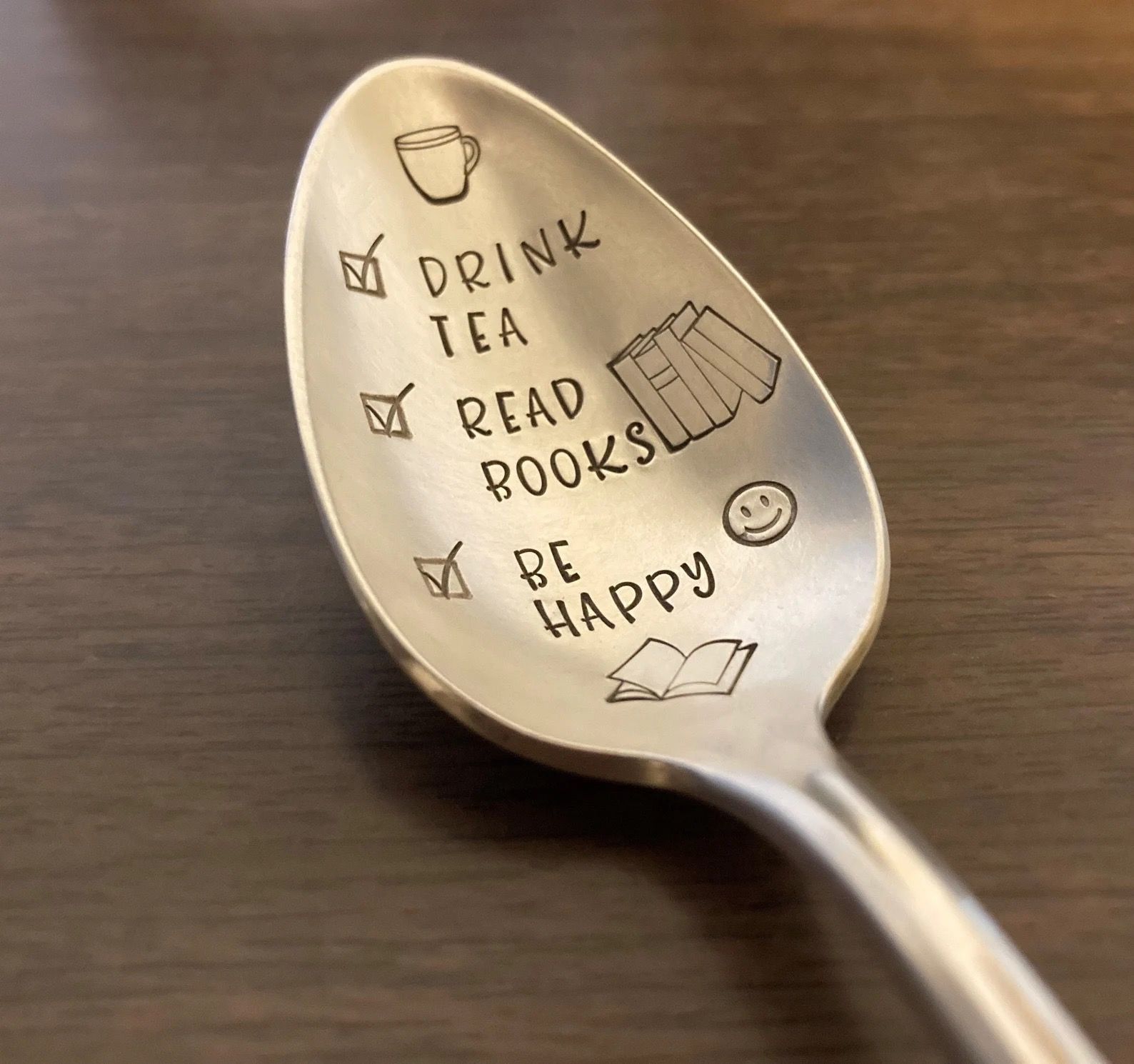 Read While You Eat  Bookish Tableware - 76