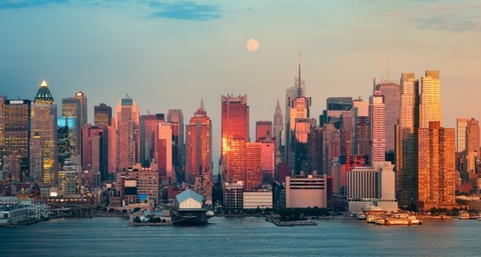 image of the new york city skyline