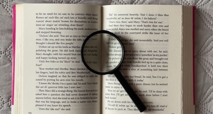 FIRESTARTER 10X Mini Magnifying Glass Folding Pocket Magnifier